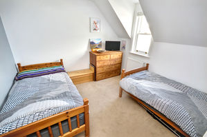 Photo 32- click for photo gallery